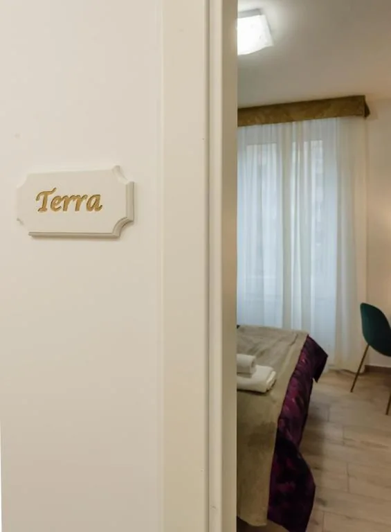 Standard Double Room — Le vestali Guest House