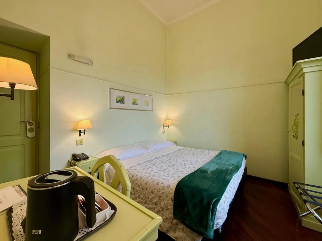 Standard Double Room — Lilium Boutique Hotel