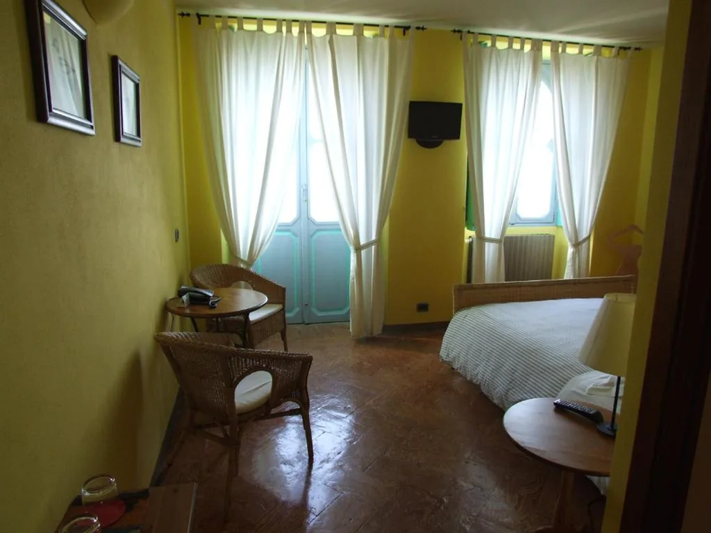 Camera Matrimoniale Standard — Locanda Chi Ghinn