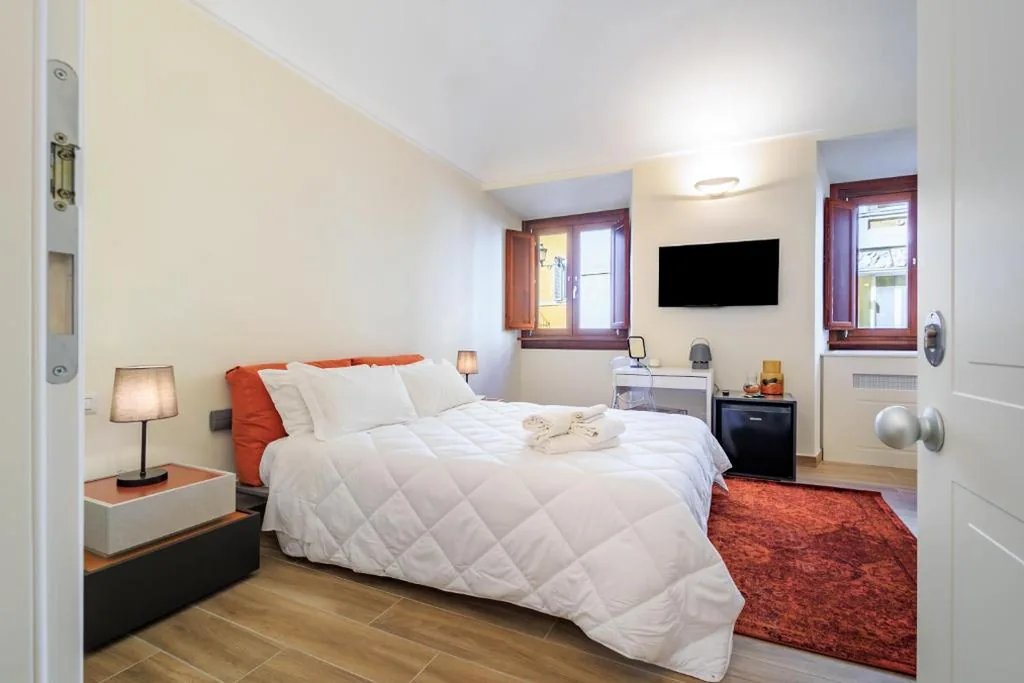 Standard Double Room — Mater Rooms & Suites
