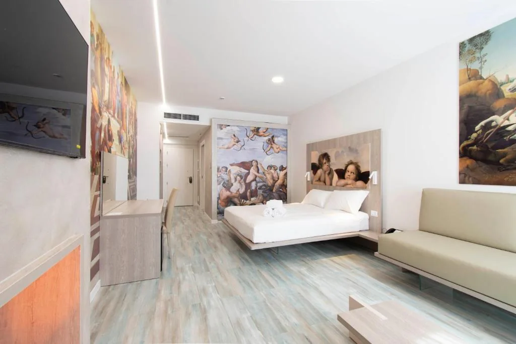 Standard Double Room — Max Motel – Art Gallery Room
