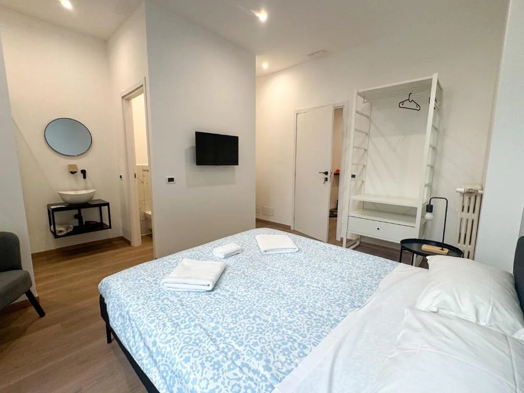 Standard Double Room — Montezebio Boutique Rooms