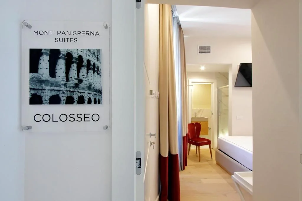 Standard Double Room — Monti Panisperna suites