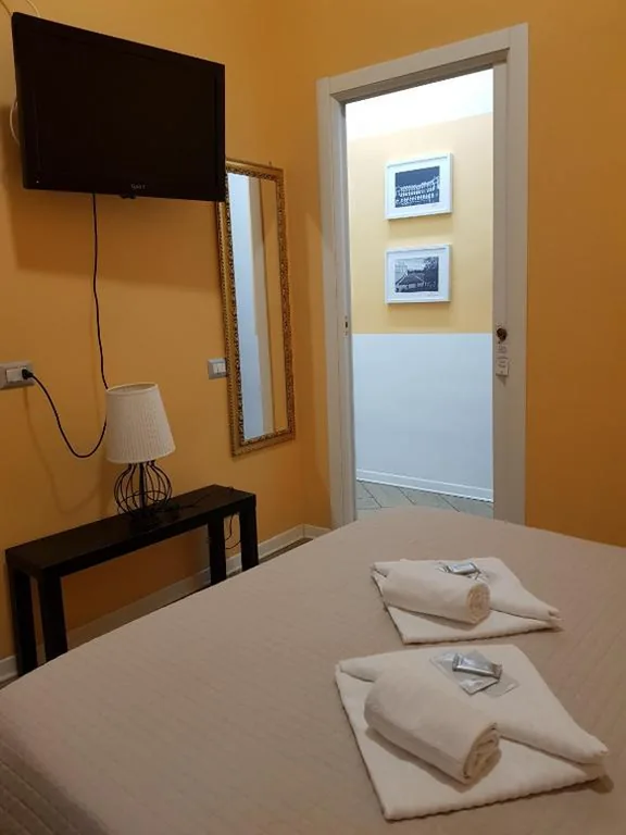Camera Matrimoniale Standard — My Trevi Rooms 88