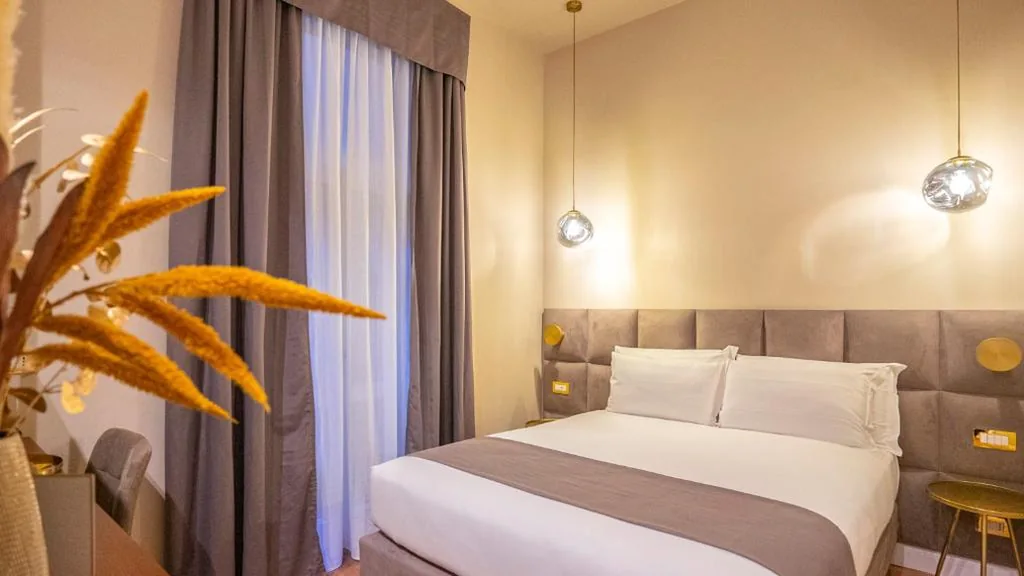 Standard Double Room — Navona Comfort Rooms