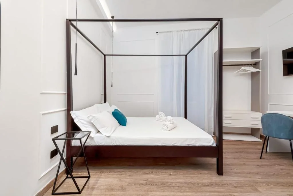 Camera Matrimoniale Standard — Nelli Rooms – Via Biassa