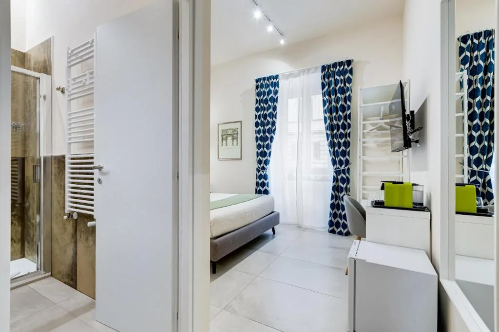 Camera Matrimoniale Standard — SCIPIONI 40 GUESTHOUSE