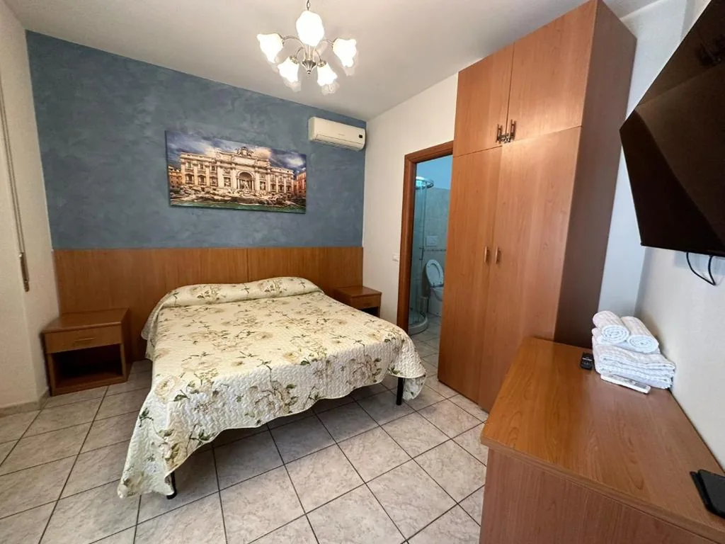 Camera Matrimoniale Standard — Sofia Holiday Home