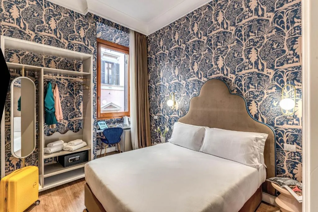 Camera Matrimoniale Standard — Townhouse Condotti 29