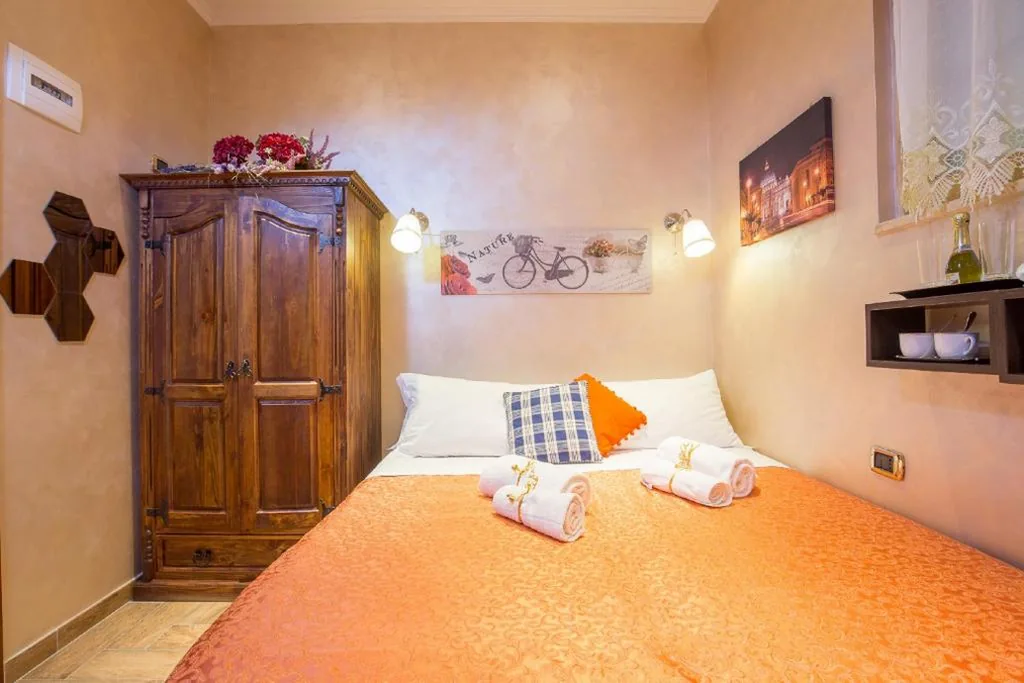 Double Room — Starry Rome Guest House