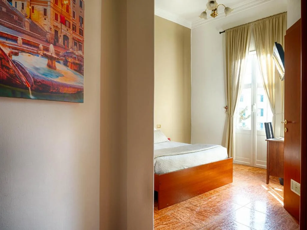 Camera Matrimoniale — Sunny Guest House