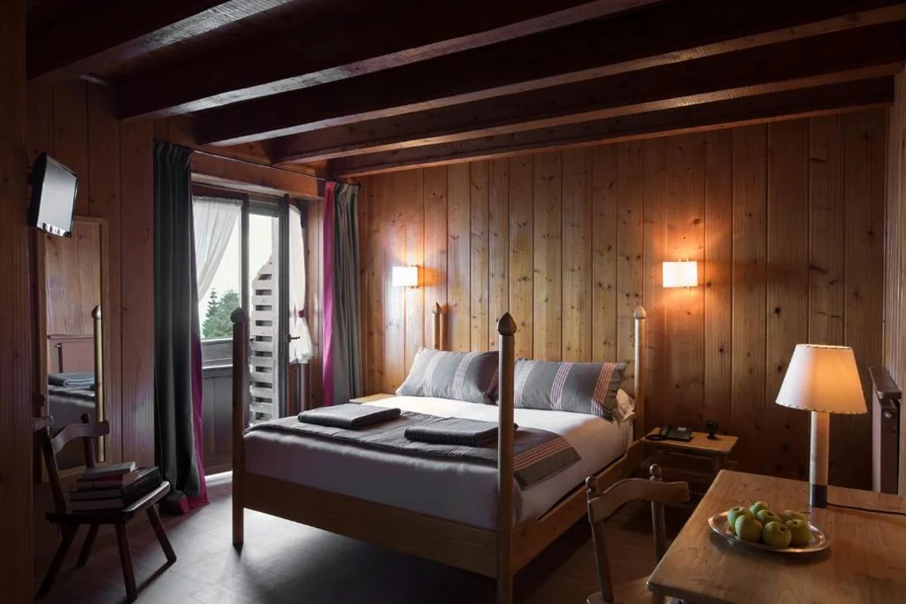 Superior Double Room — Albergo Ristorante Bucaneve