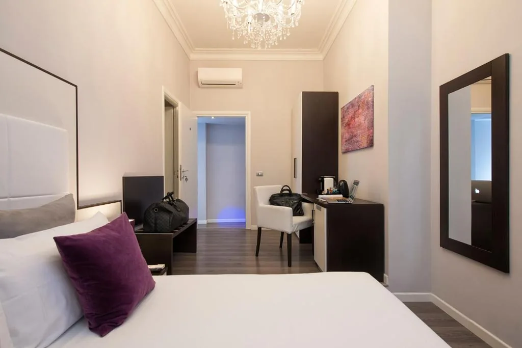 Camera Matrimoniale Superior — Arenula Suites