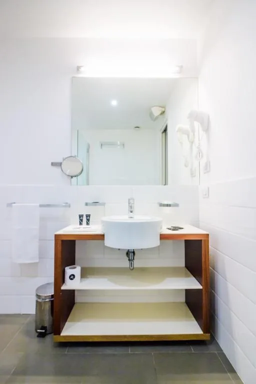Superior Double Room — Black Hotel