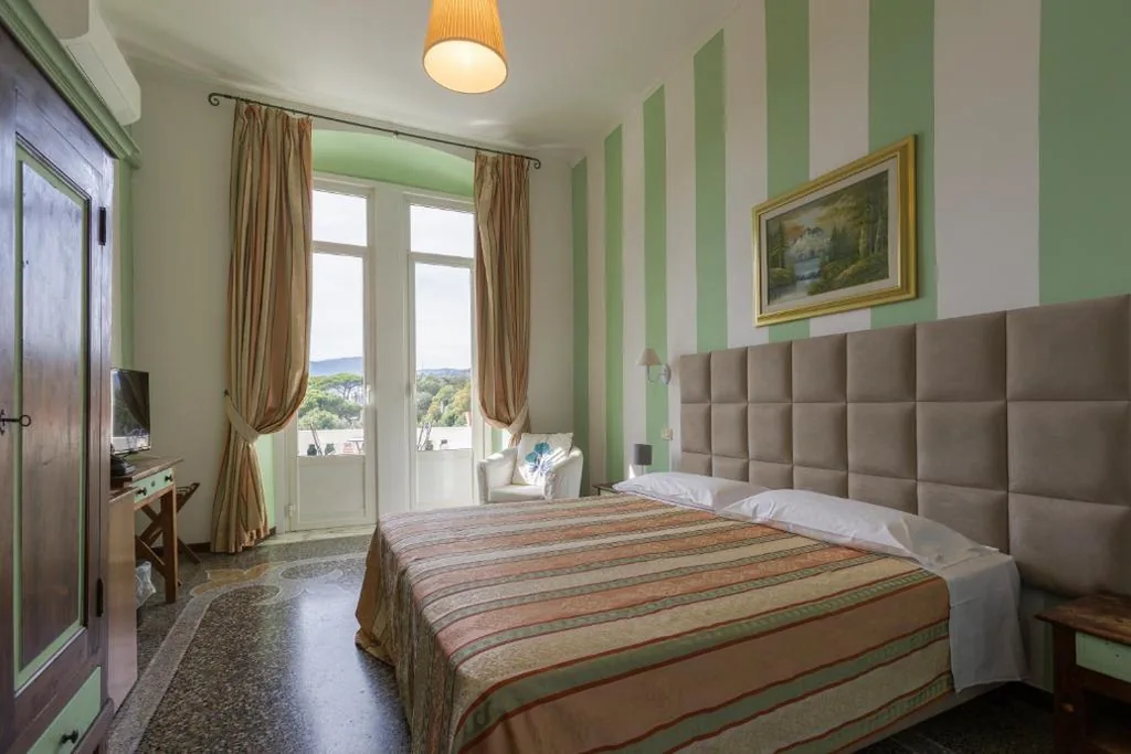 Superior Double Room with Balcony — Hotel Delle Rose