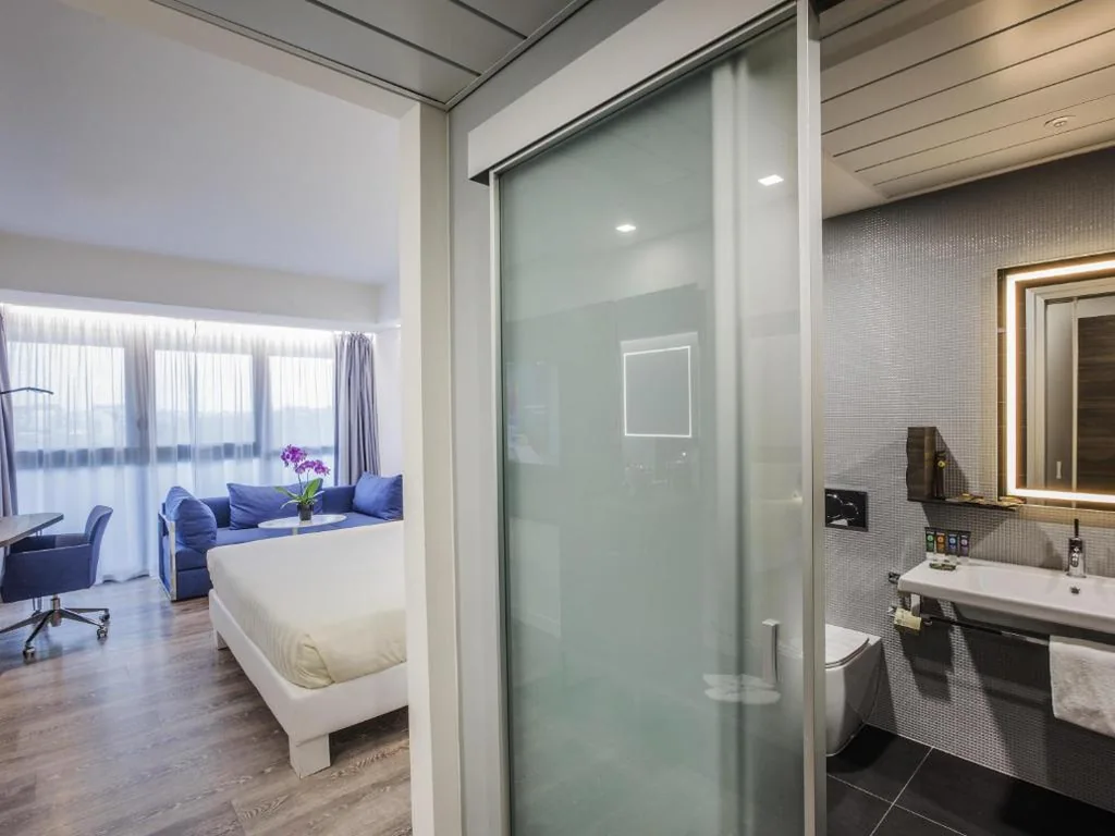 Camera Matrimoniale Superior con Divano-Letto — Novotel Roma Eur