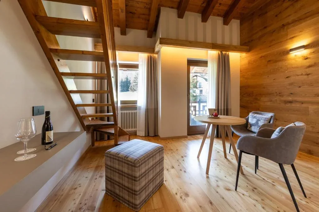 Camera Matrimoniale Superior con Soppalco — Hotel Relais Des Glaciers – Adults Only