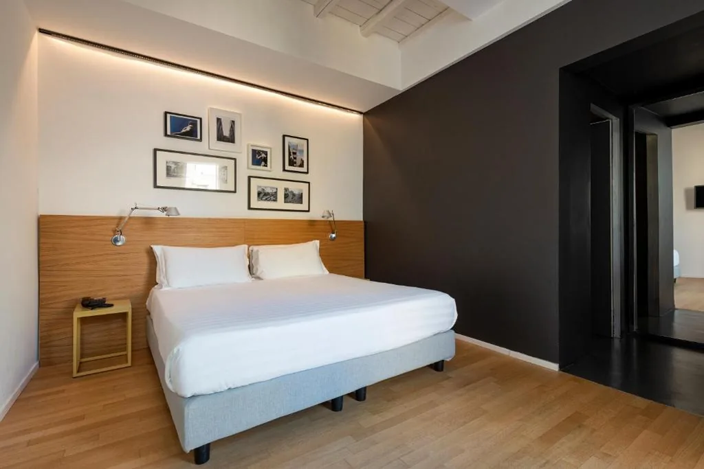 Superior Double Room with Terrace — Coronari Palace