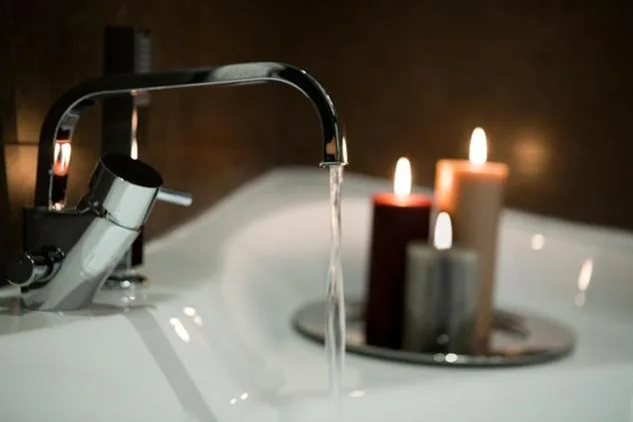 Superior Double Room with Hydromassage Tub — Cardilli Luxury Rooms