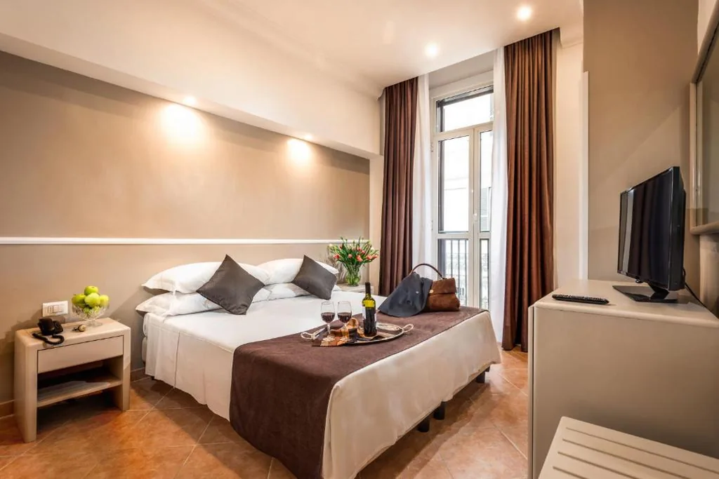 Superior Double Room with City View — Raeli Hotel Siracusa