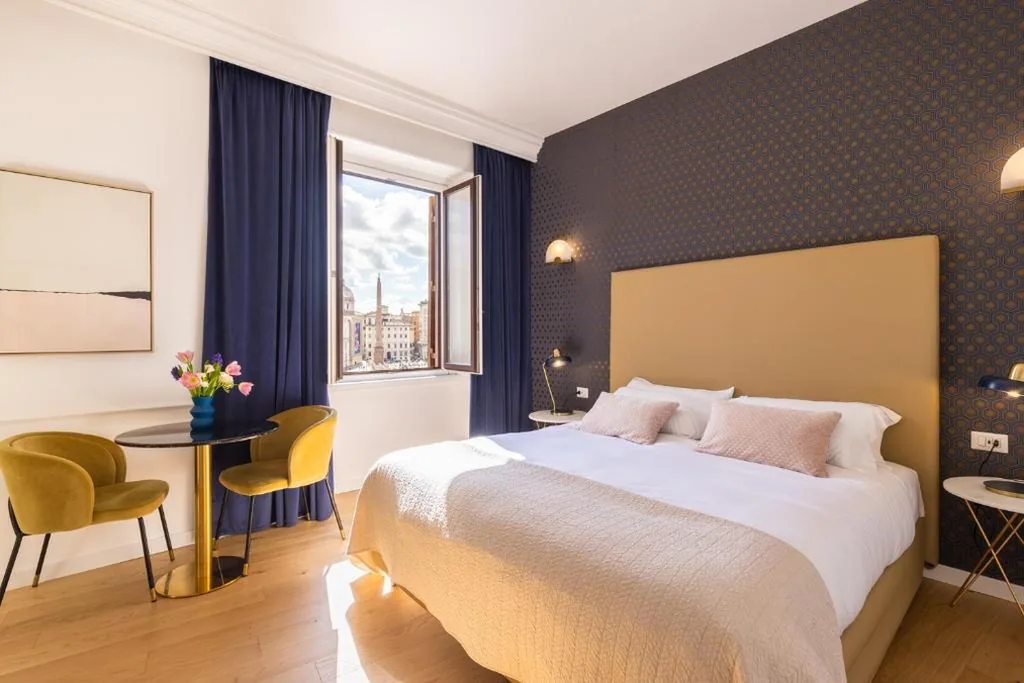 Camera Matrimoniale Superior con Vista — Navona 49 Luxury Suites&Apartment