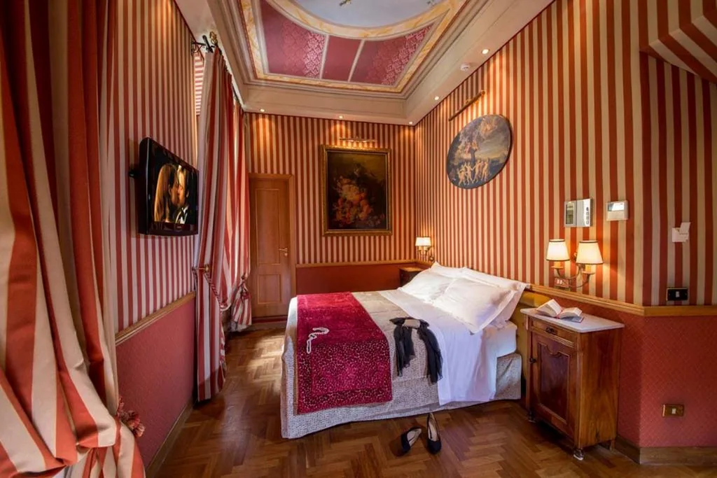 Superior Double Room - Dependance — The Inn at the Spanish Steps Luxury Collection – The Inn at the Spanish Steps