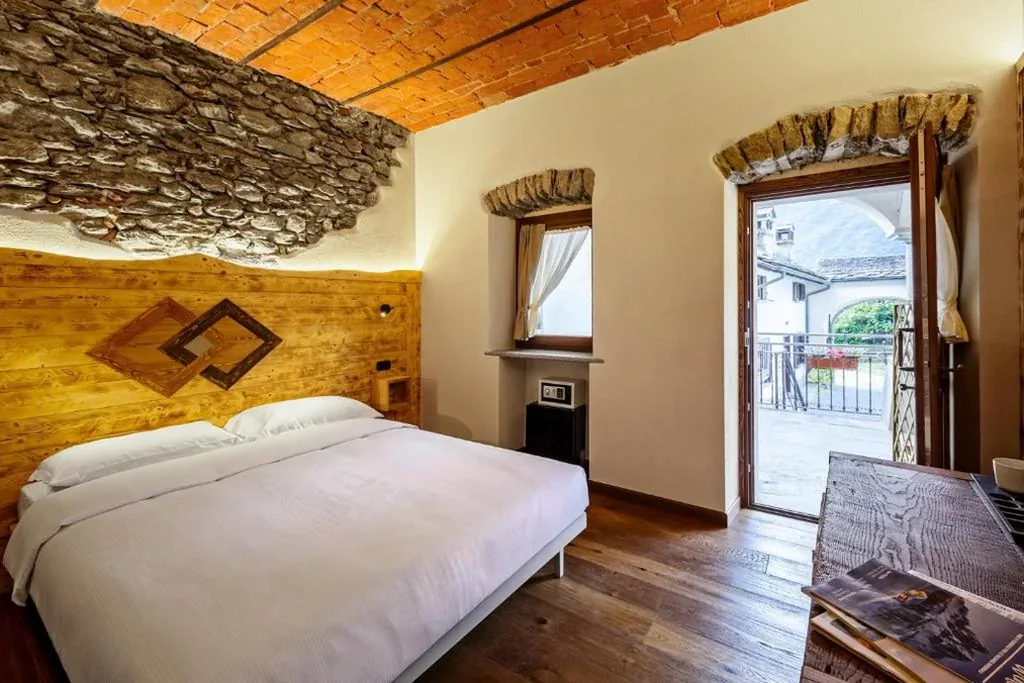 Camera Matrimoniale Superior — Domaine Valleise – Wine & Rooms