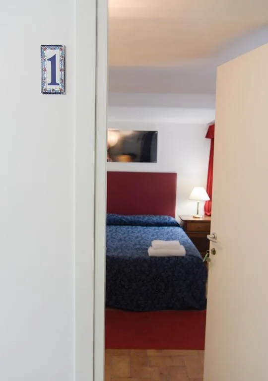 Superior Double Room — Farnese 48