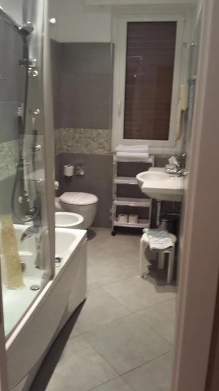 Camera Matrimoniale Superior — Hotel Corso Alaxi Hotels