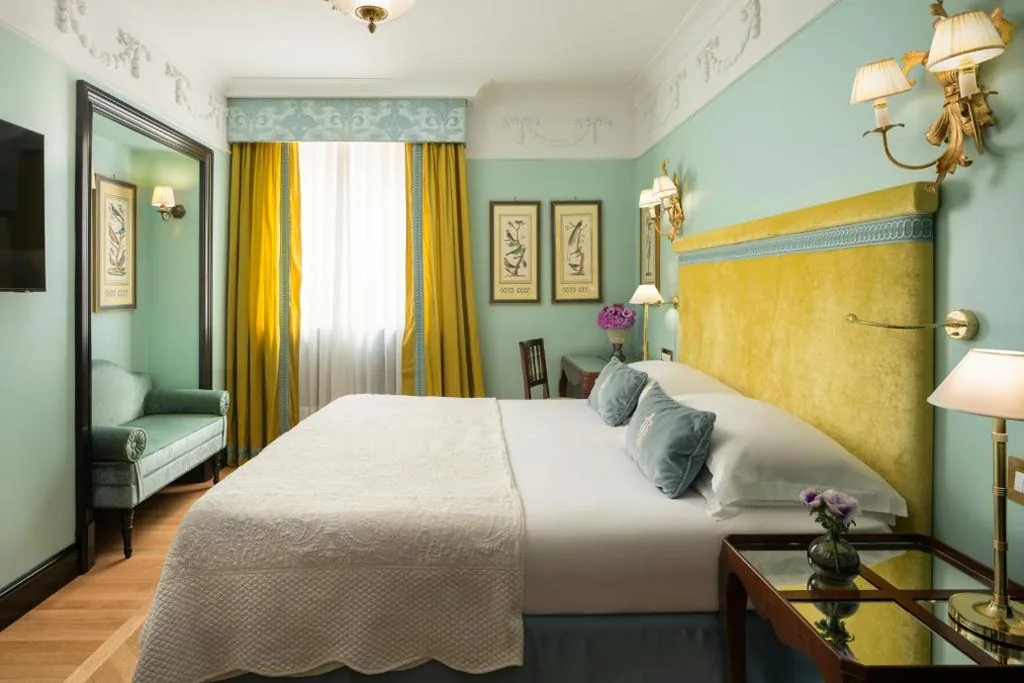 Camera Matrimoniale Superior — Hotel d’Inghilterra Roma – Starhotels Collezione