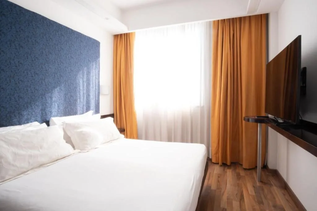 Superior Double Room — Hotel IMPERATORI
