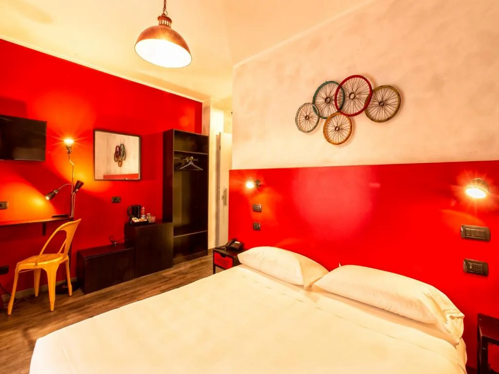 Superior Double Room — Hotel Napoleon Susa