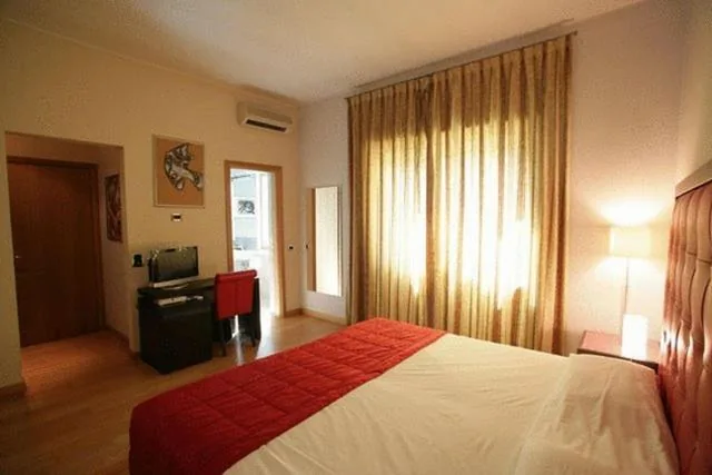 Camera Matrimoniale Superior — Hotel Piazza Marconi