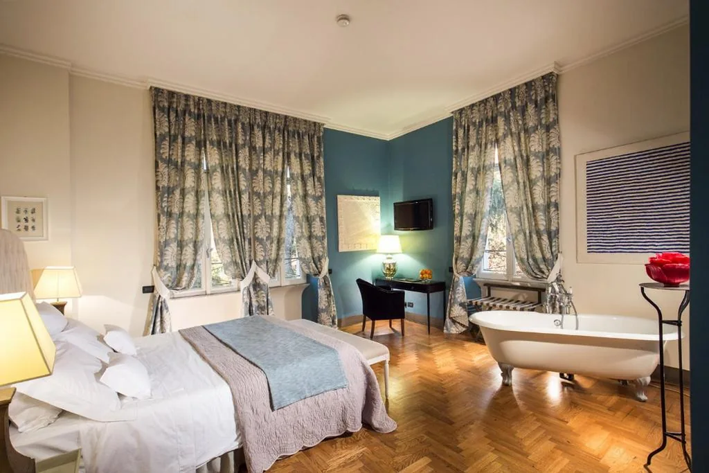 Superior Double Room — Hotel Villa Linneo