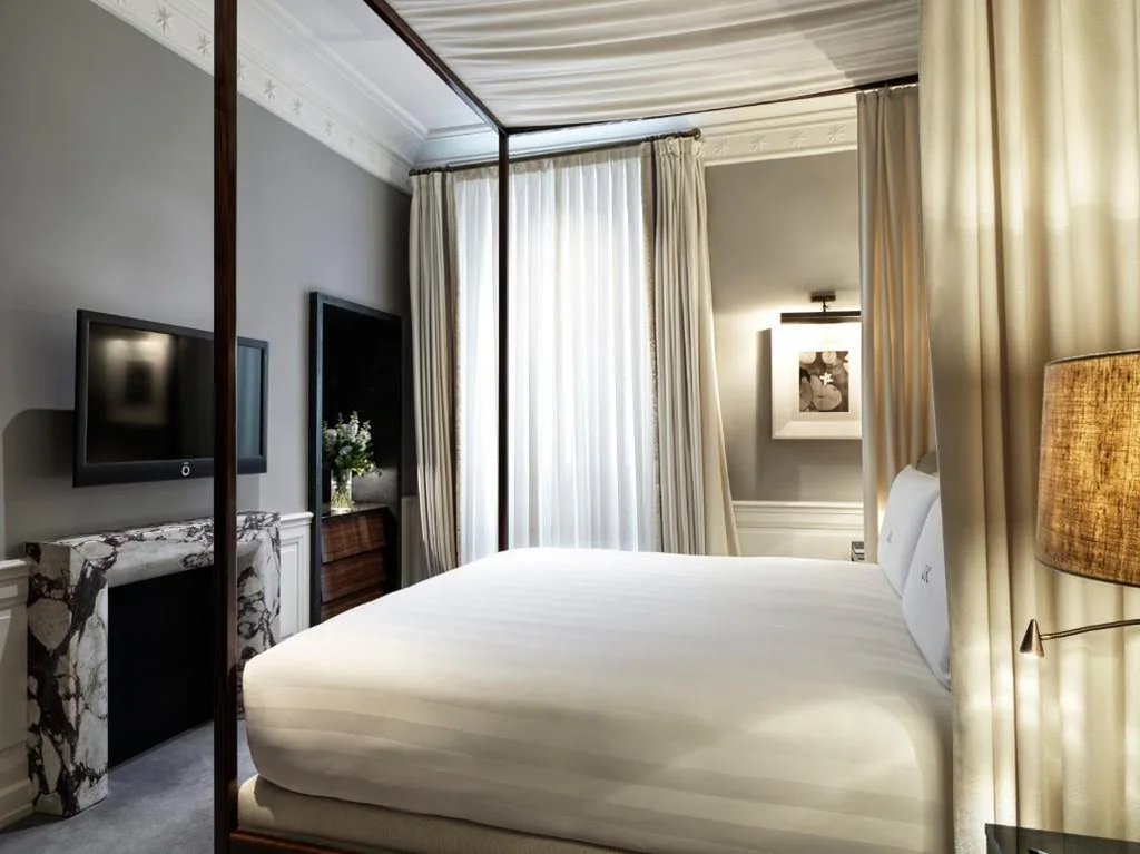 Superior Double Room — J.K. Place Roma – The Leading Hotels of the World