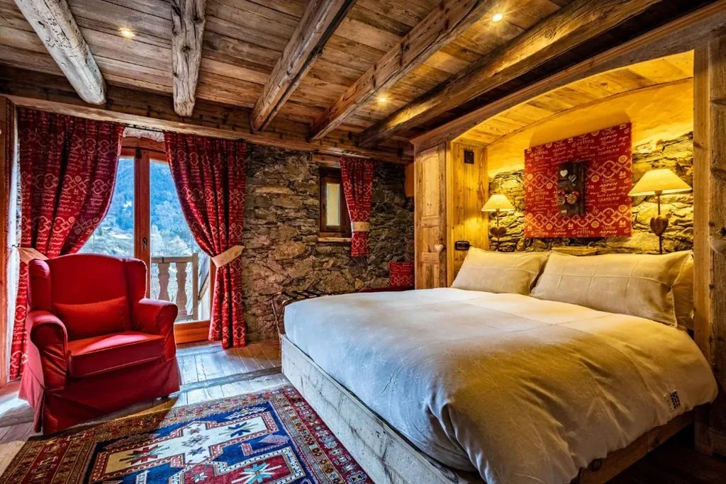 Superior Double Room — La Luge D’Antan Maison d’Hôtes & SPA