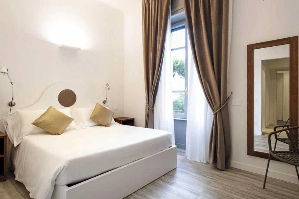 Superior Double Room — Le Navi Rooms