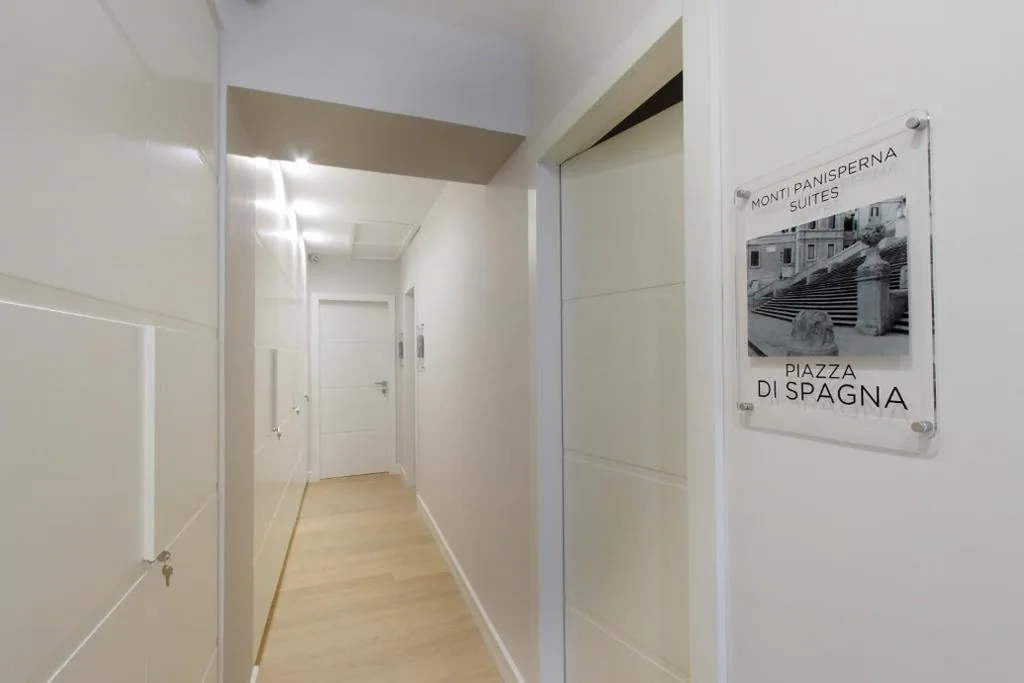 Superior Double Room — Monti Panisperna suites