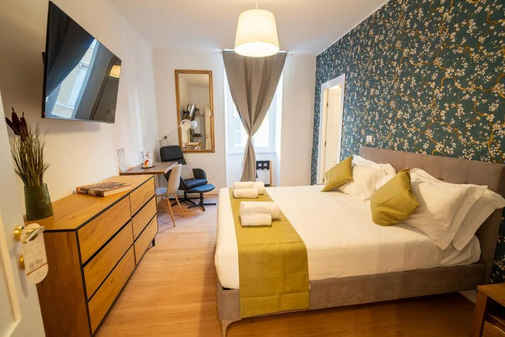 Camera Matrimoniale Superior — NOI Luxury rooms Colosseum