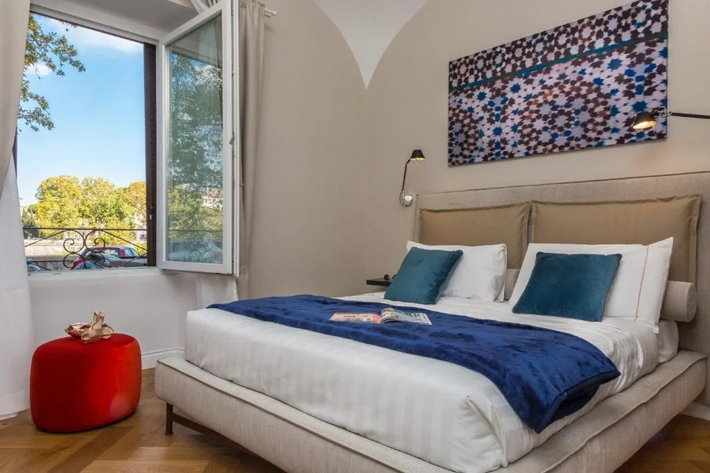 Superior Double Room — Palazzo Baj in Trastevere