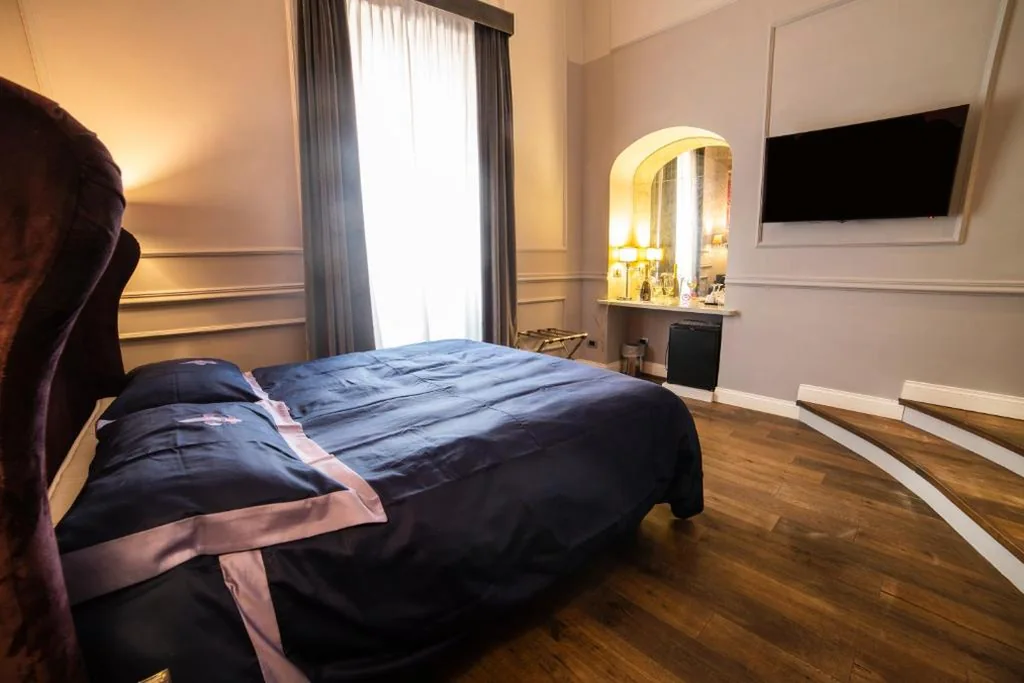 Superior Double Room — Relais San Lorenzo In Lucina