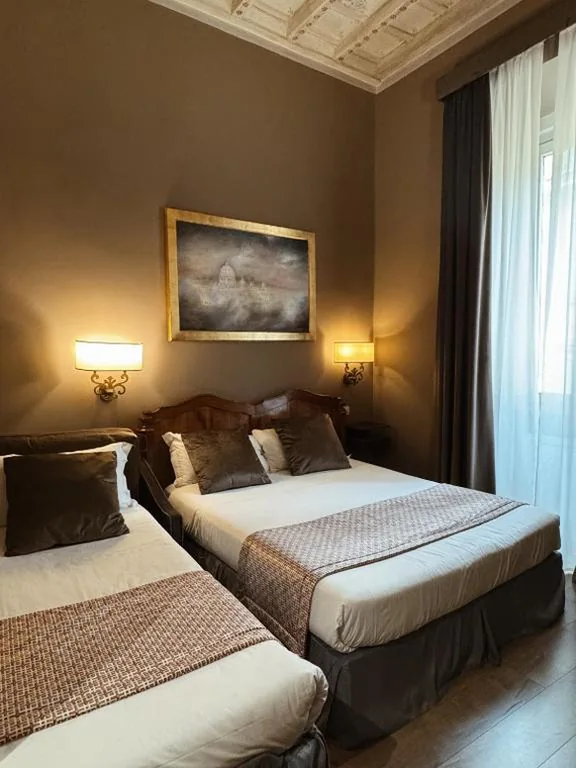 Superior Double Room — Residenza Sciarra Suites