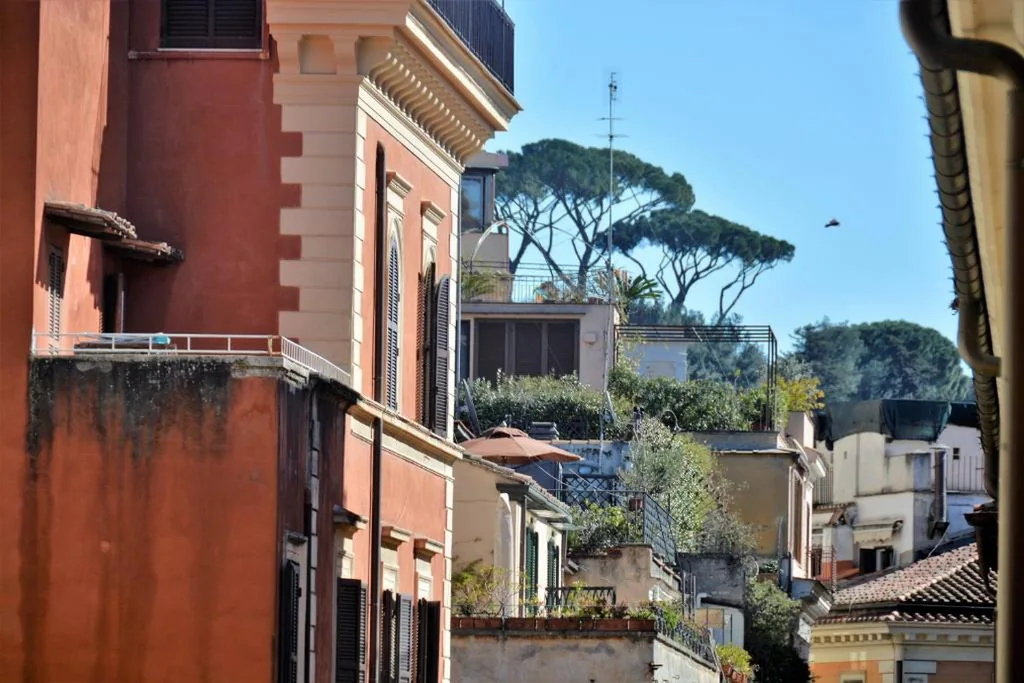 Superior Double Room — Ripetta Central Suites