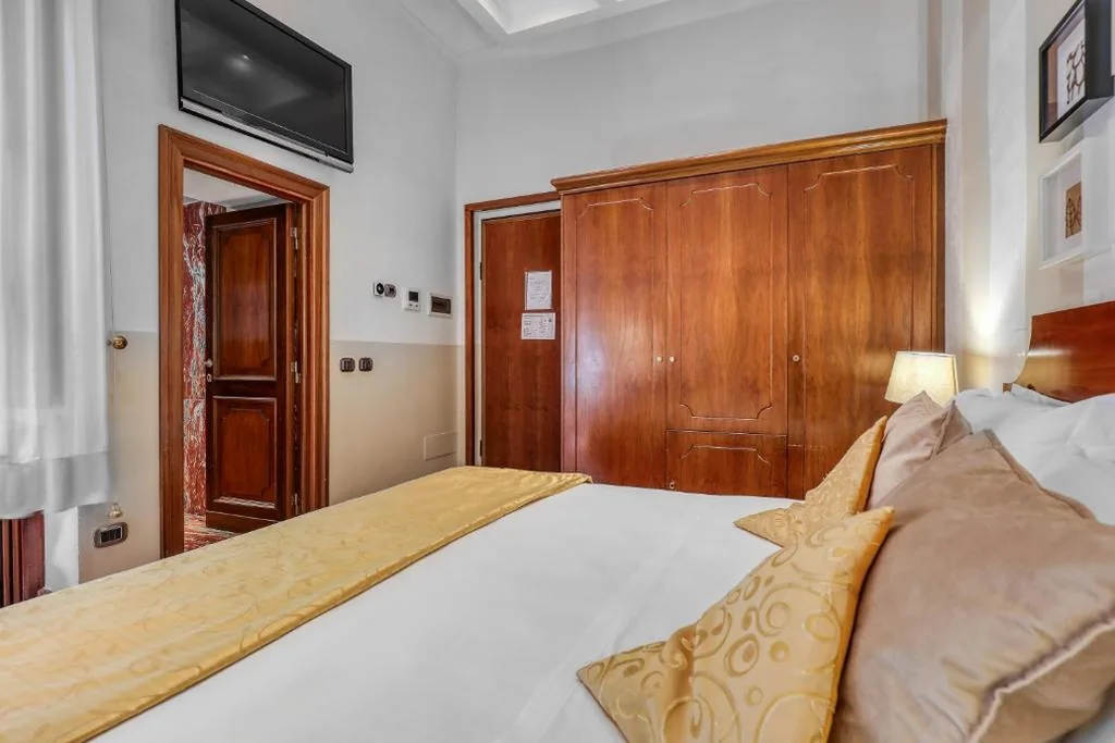 Superior Double Room — Spagna Dream Suites