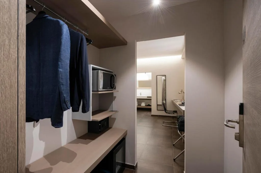Superior Double Room — The Point Suites Rome – Guest House