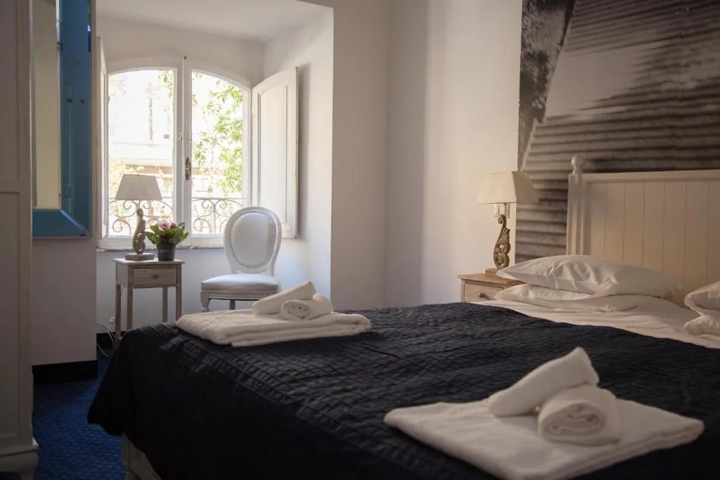 Superior Double Room - Via Leone IV No. 38 — Vatican Leone IV