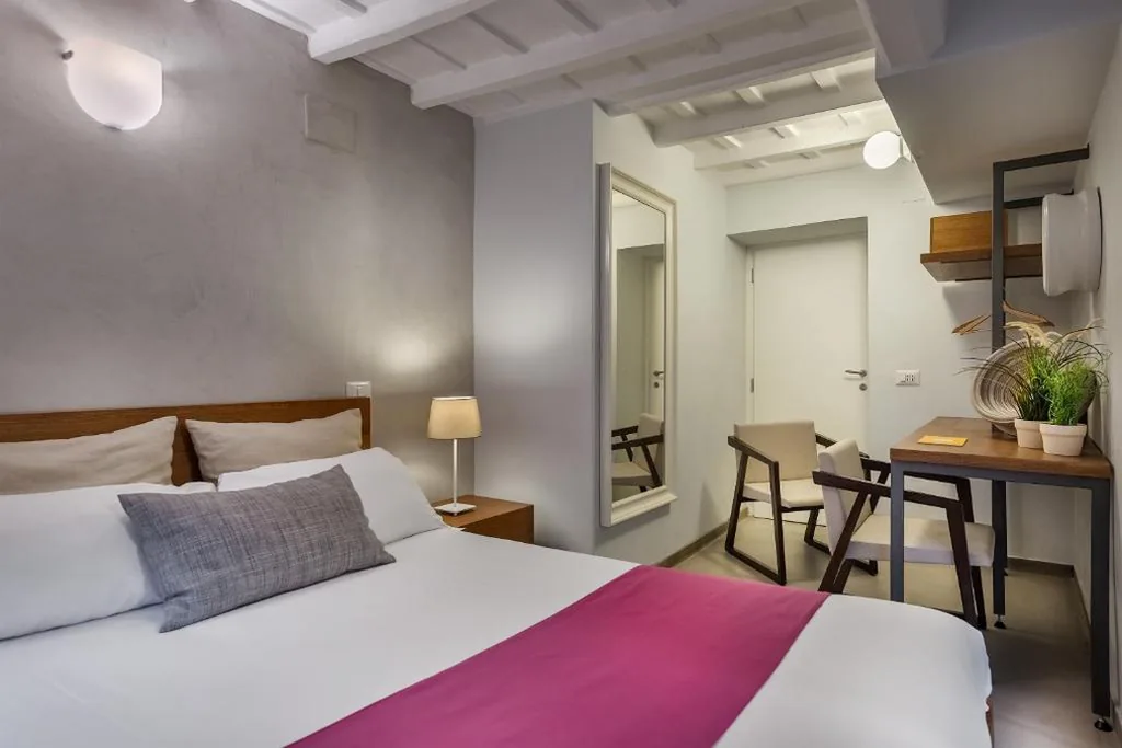 Double Room — The Spanish Suite Piazza di Spagna
