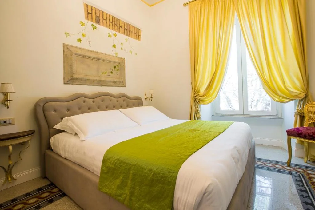 Double Room — Trastevere Royal Suite