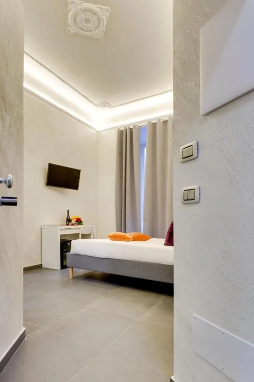 Double Room — V Collection Rome Jubilee Guest House