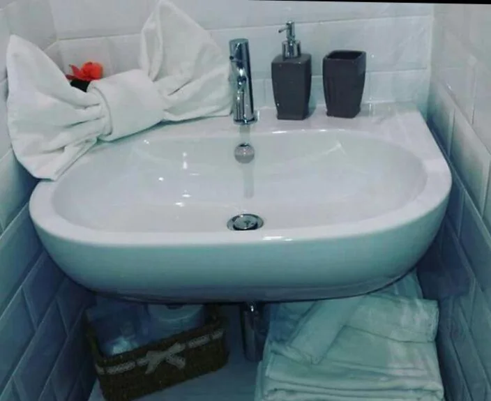 Double Room — Velvet Suite
